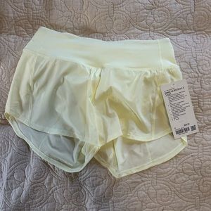 Lululemon speed up MR shorts